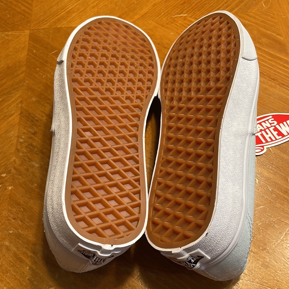 Women’s Vans Sneakers Authentic ‘Bleach Wash’ Blue / White Size 6 NEW - Picture 4 of 5